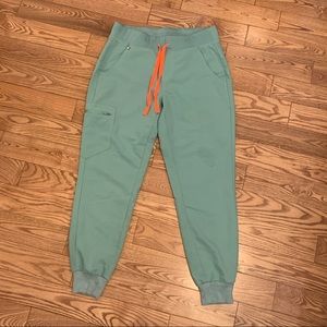 FIGS ZAMORA JOGGERS IN JADE PETITE SMALL